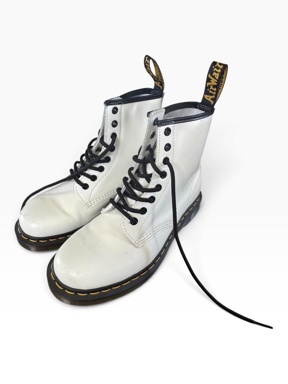 Dr Martens 11822 White Leather 8 Eye Lace Up Combat boots